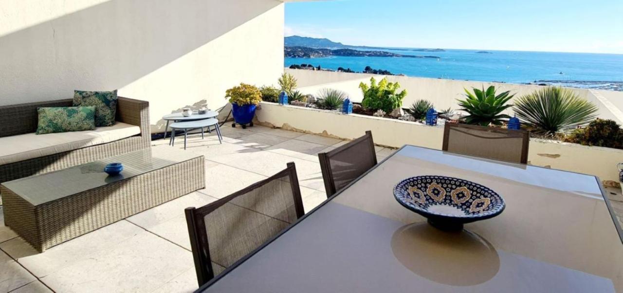 Vue Mer Panoramique - Grande Terrasse Et Piscine บ็องโดล ภายนอก รูปภาพ